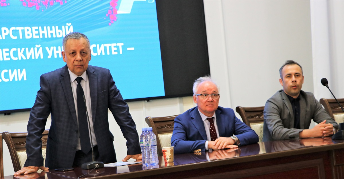 Расширяется сотрудничество с Уфимским государственным нефтяным техническим университетом.
